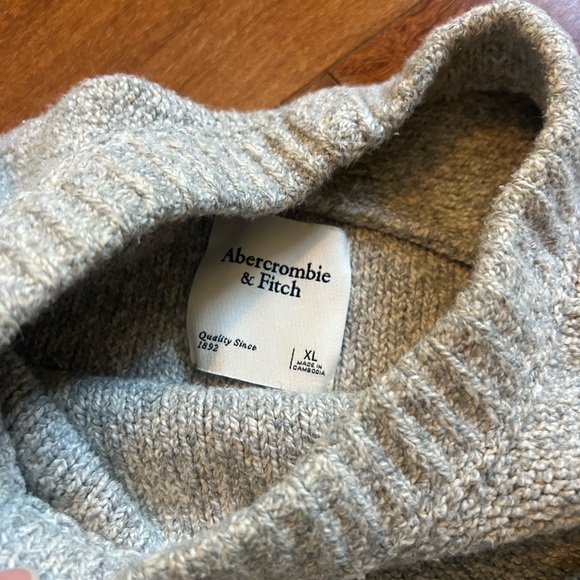 Abercrombie Sweater - Picture 2 of 2